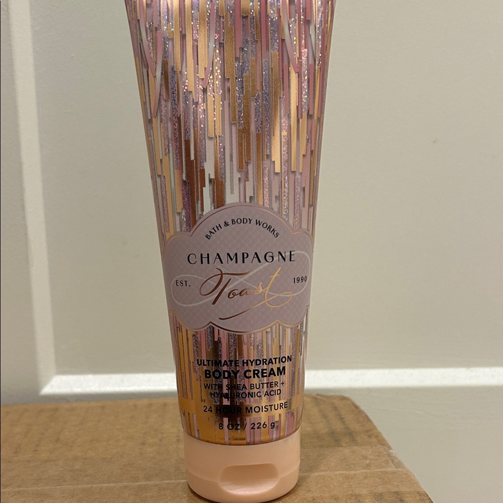 Bath & Body Works (NWT) Champagne Toast Ultimate Hydration Body Cream
